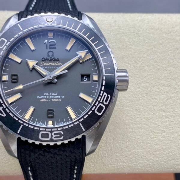 Omega Seamaster 42mm