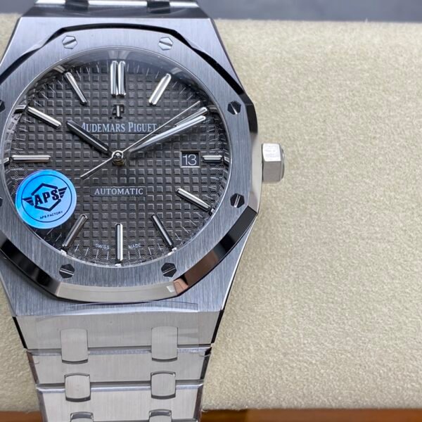 Audemars Piguet 15400