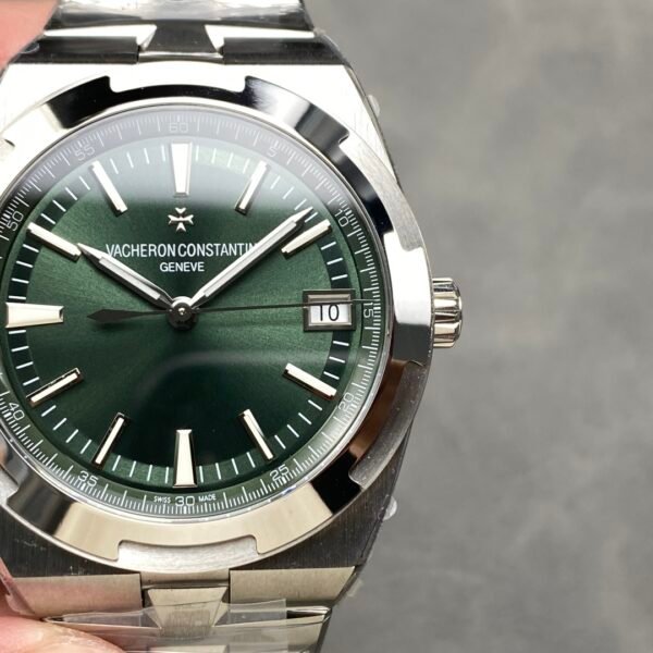 Vacheron Constantin Overseas 4500V