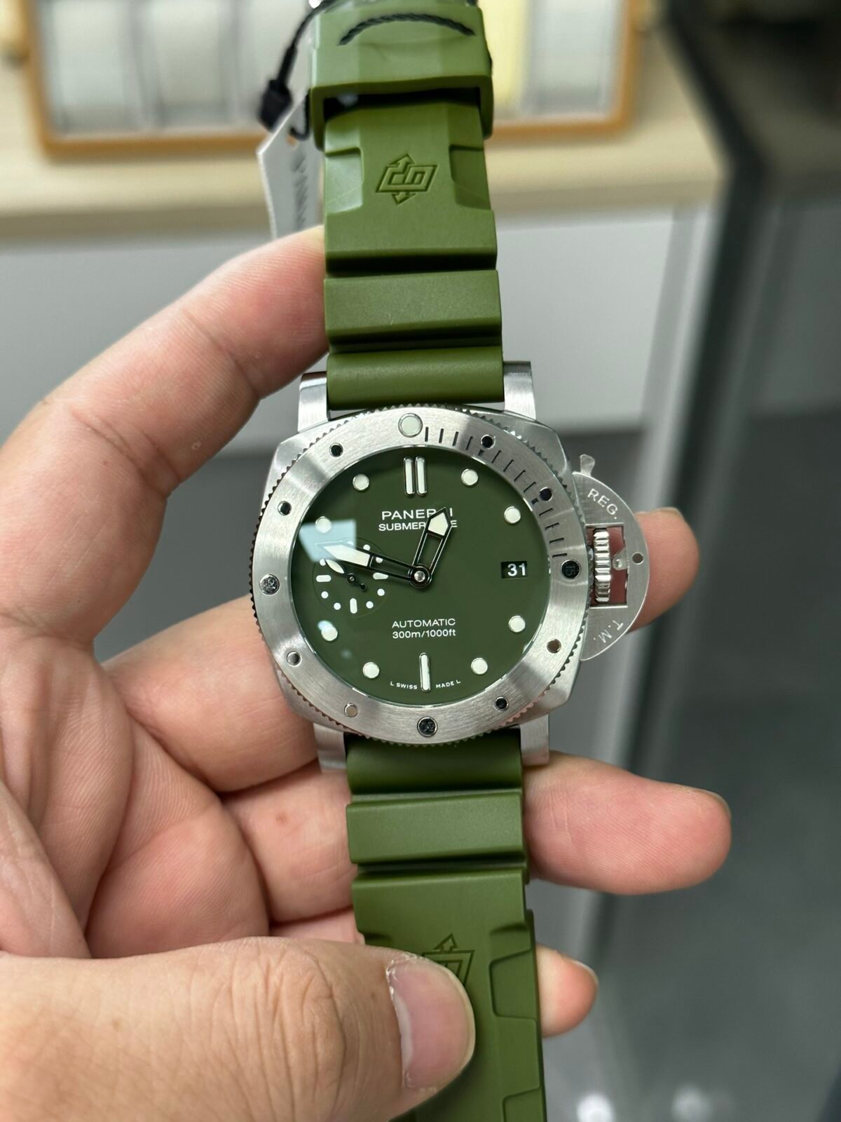 wsxc1742428345918_0 Carbon fiber Panerai - Image 1