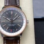Breitling Navitimer