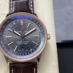 Breitling Navitimer
